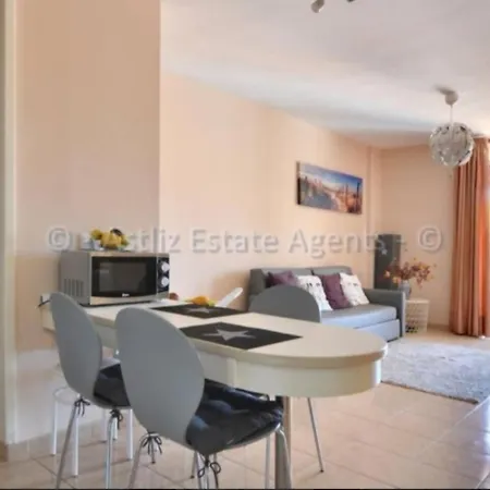 Céntrico Primera Linea Del Mar * Puerto de Santiago (Tenerife)