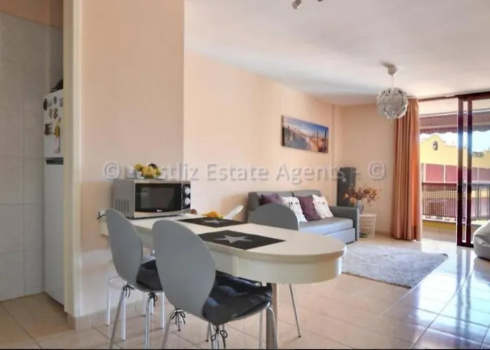 Céntrico Primera Linea Del Mar * Puerto de Santiago (Tenerife)